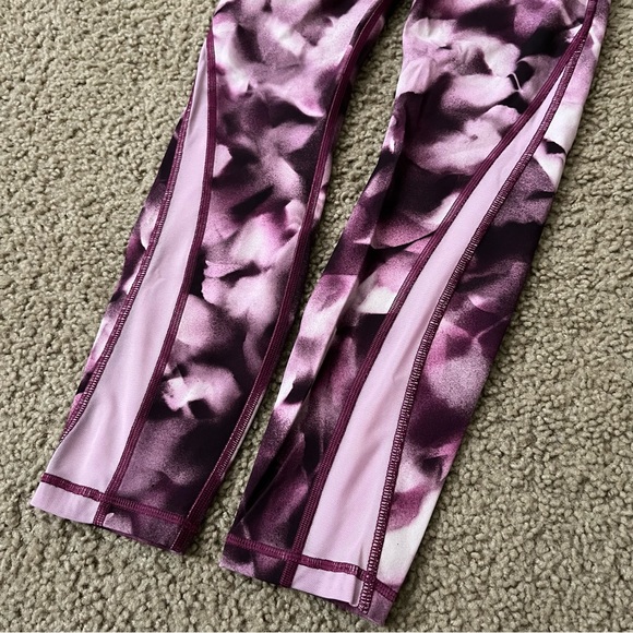 Lululemon Train Times 7/8 Pant - Picture 6 of 8